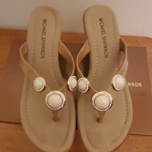 EUC-Michael Shannon Camel Spark sandals